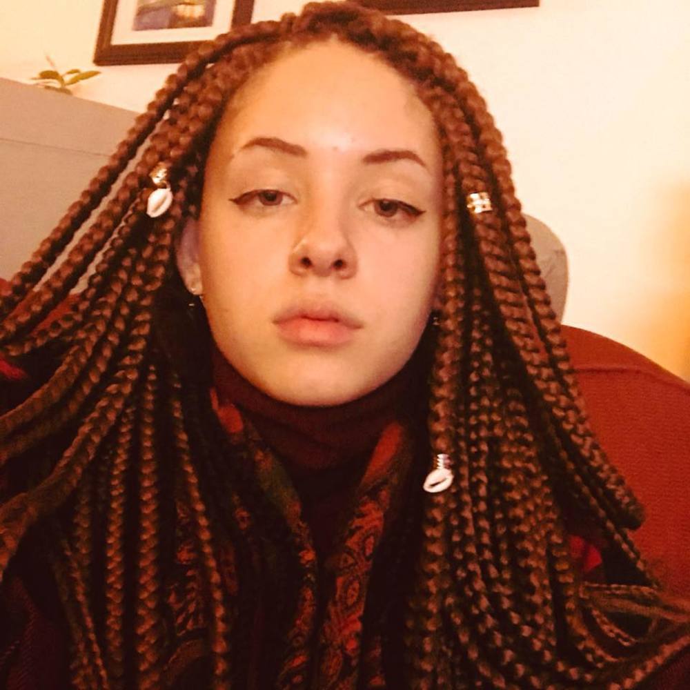 Meet your Posher, Bella